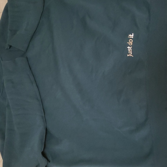 Nike Lrg Green Hoodie - Picture 3 of 3